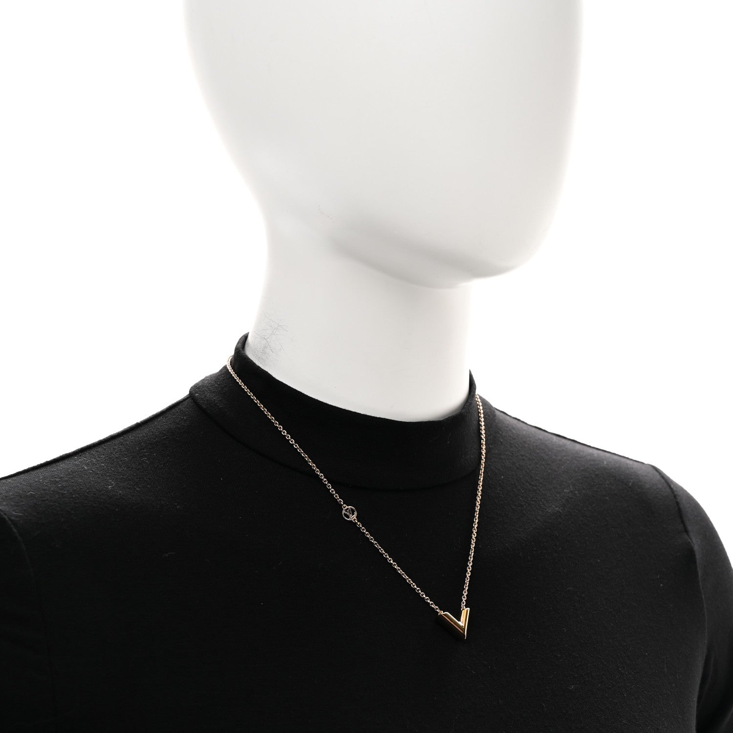 Louis Vuitton Essential V Necklace Rose Gold 1801920 – FASHIONPHILE