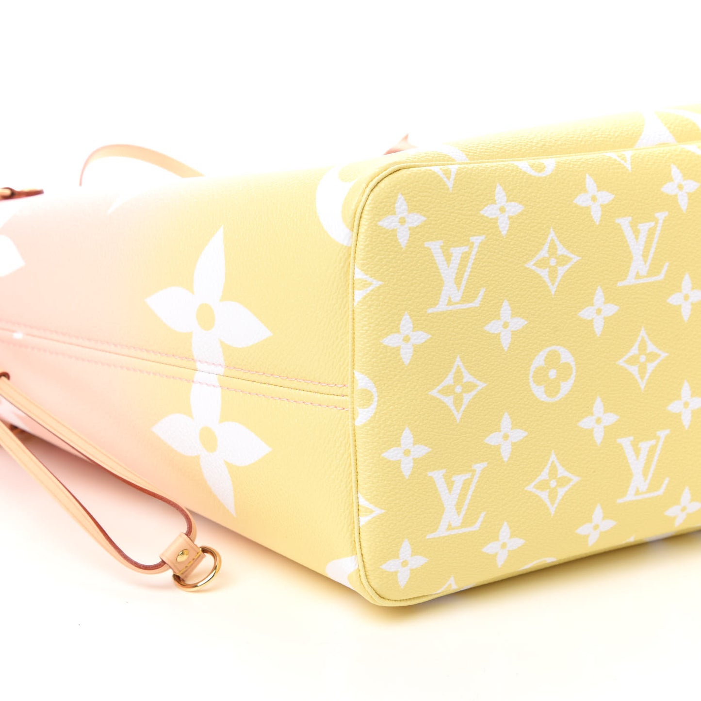 Monogram Giant By The Pool Neverfull MM Light Pink
