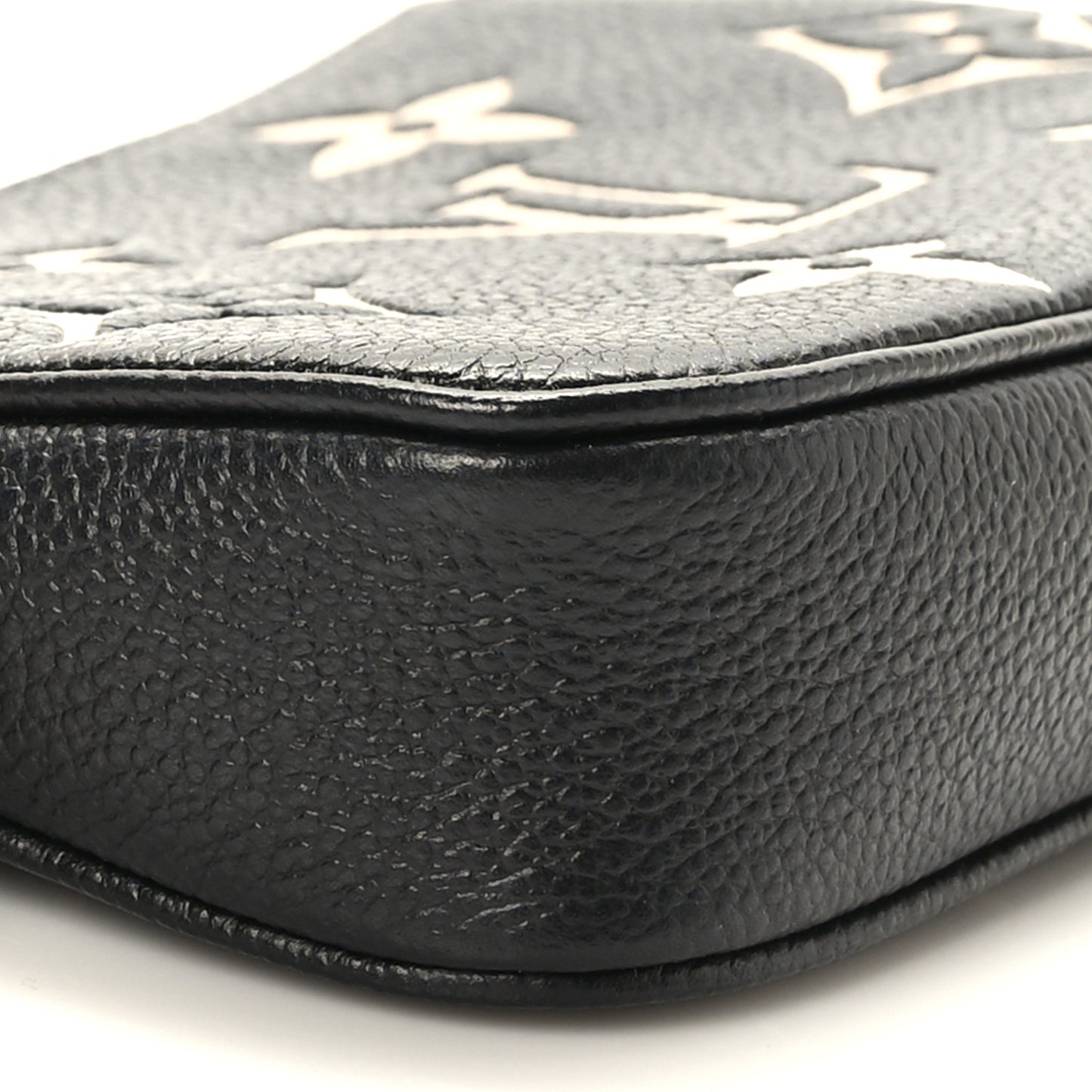 Empreinte Monogram Giant Mini Pochette Accessories Black