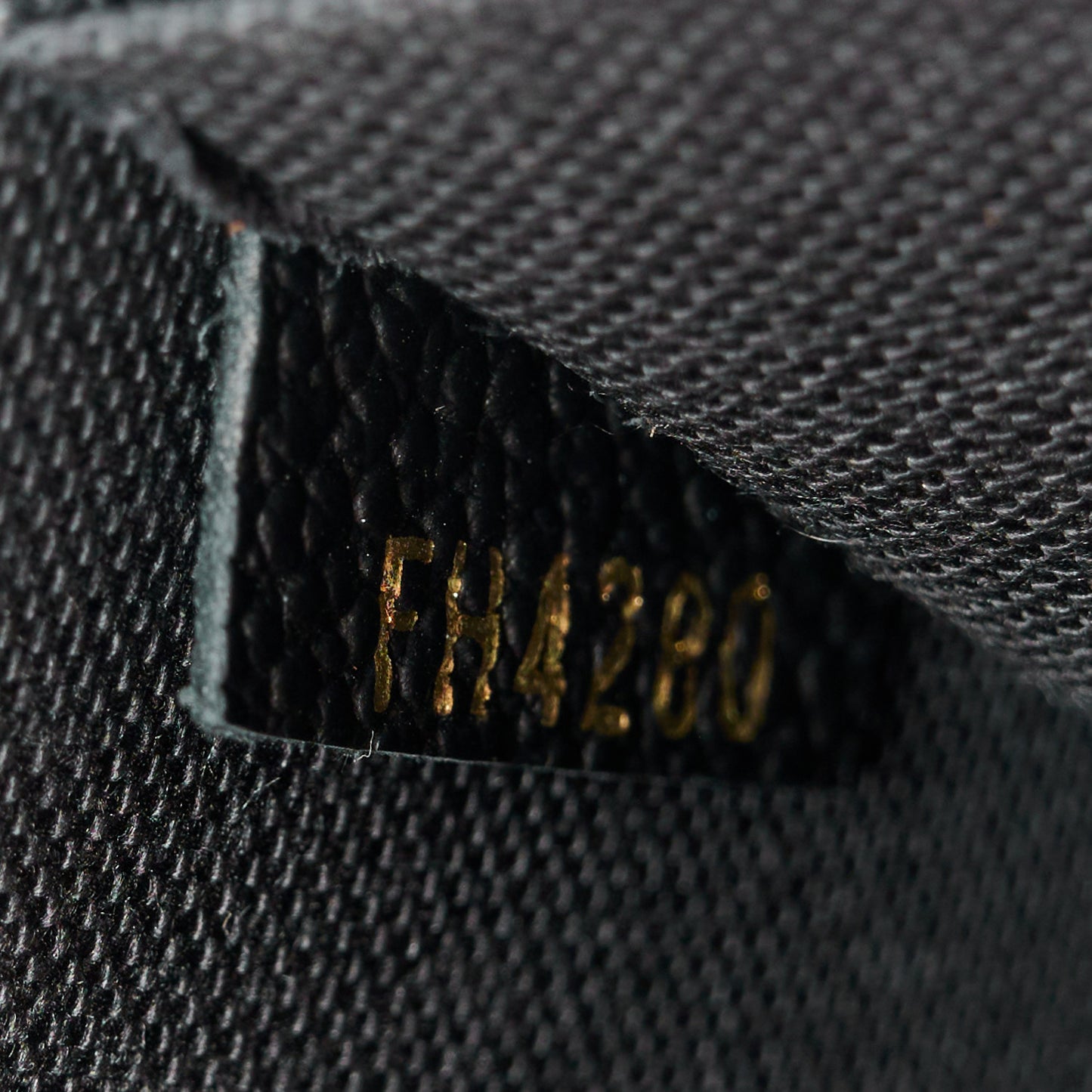 Empreinte Pochette Felicie Chain Wallet Black