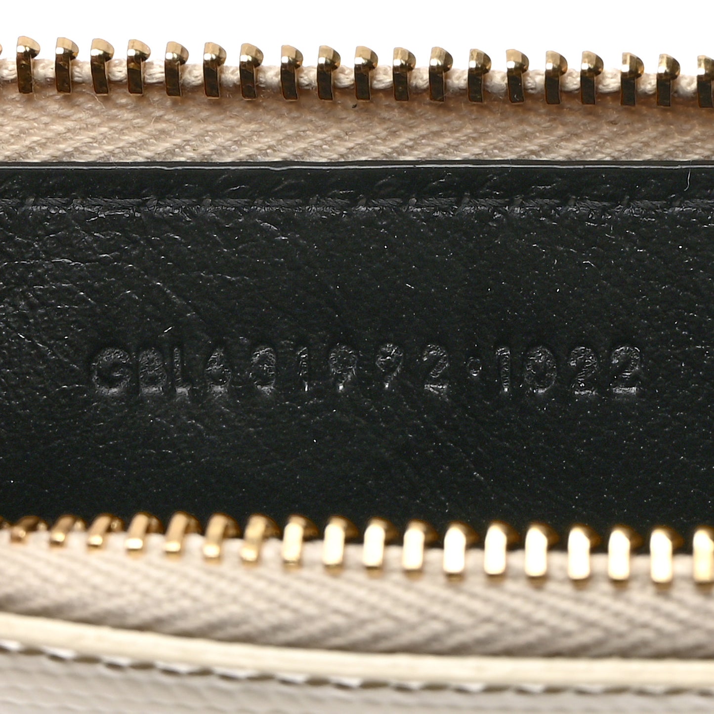 Calfskin Lizard Embossed 5 Fragments Zip Pouch Card Holder Soft Cream