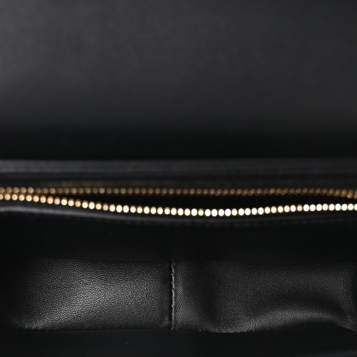 Shiny Calfskin Teen Triomphe Black