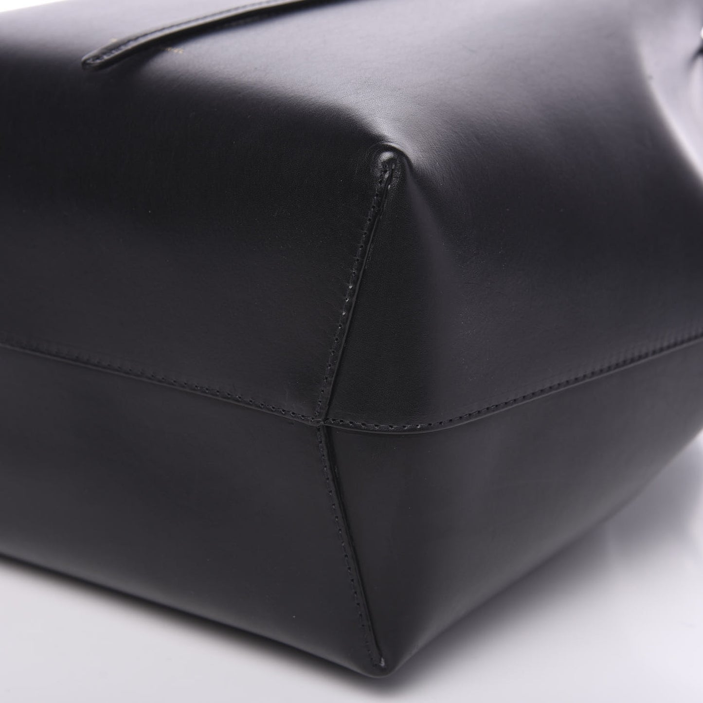 Vegetable Tanned Calfskin Bucket Bag Black Ballerina