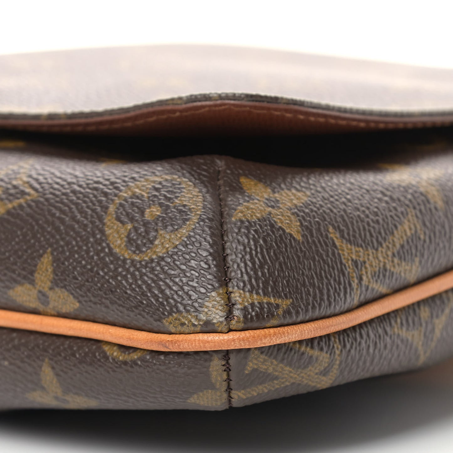 Monogram Musette Salsa