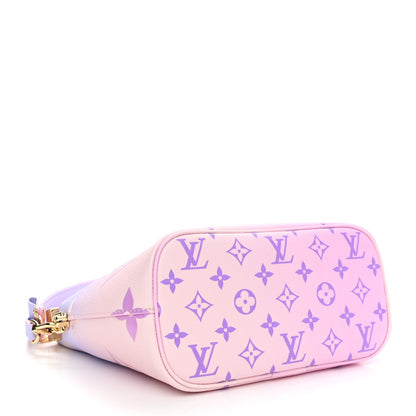 Louis Vuitton Monogram Giant Spring In The City Marshmallow Hobo PM Sunrise Pastel 4 of 10