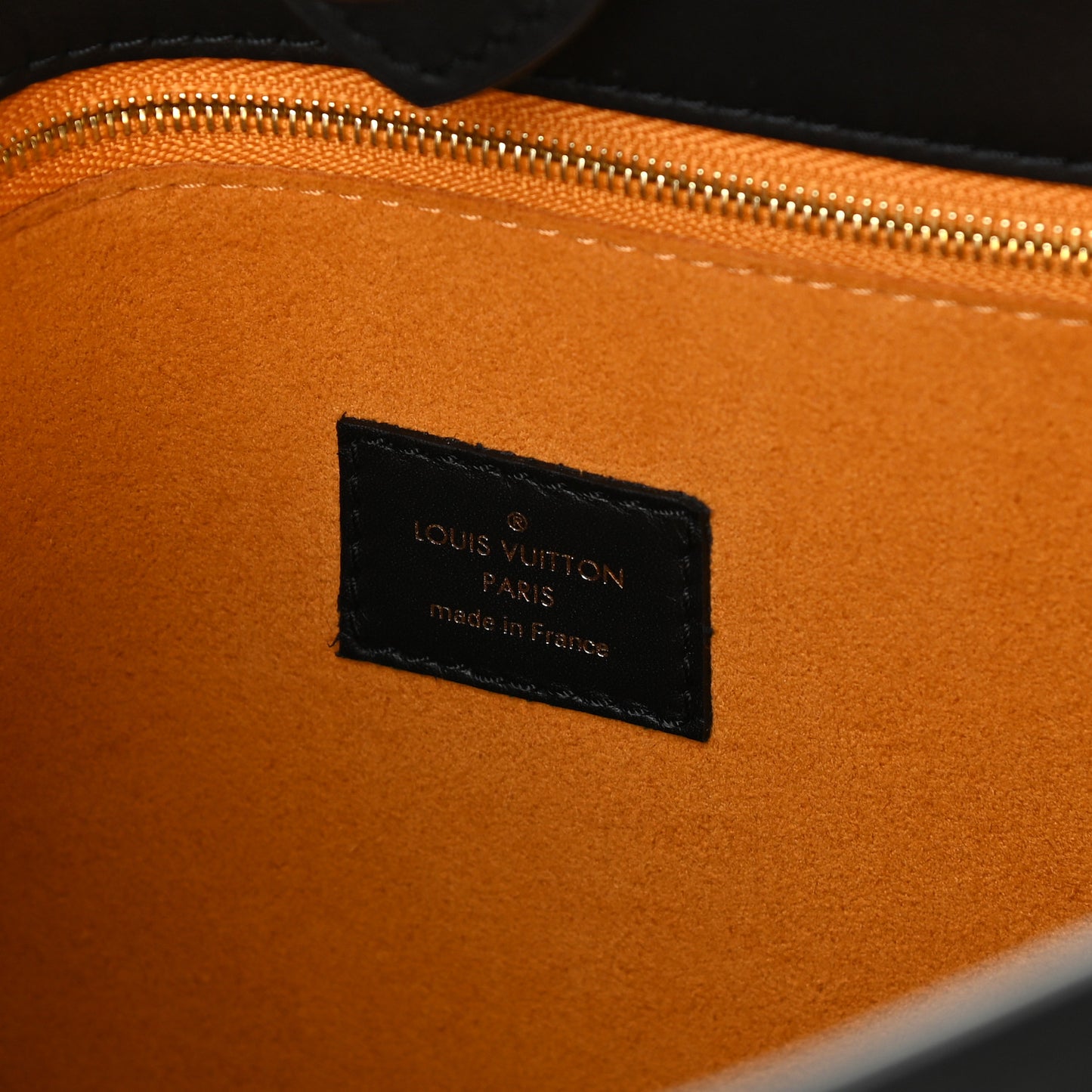 Calfskin Monogram Tufting On My Side Black
