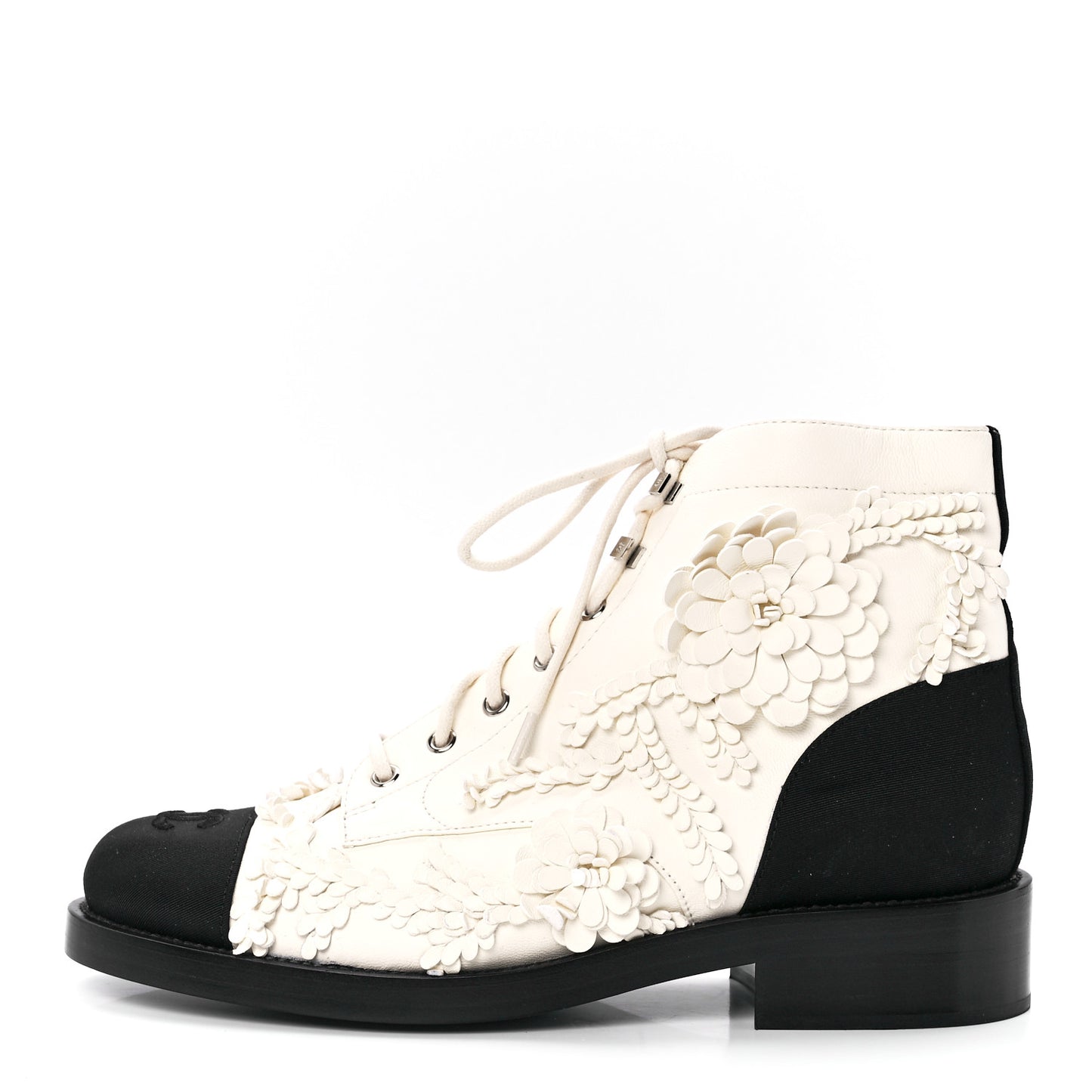 Embroidered Lambskin Grosgrain Lace Up Boots 41 White Black