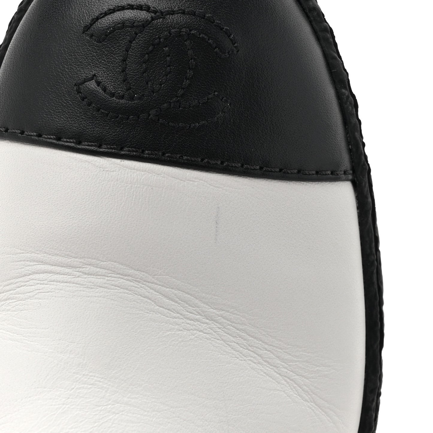 Calfskin Cap Toe CC Ankle Boots 37.5 White Black