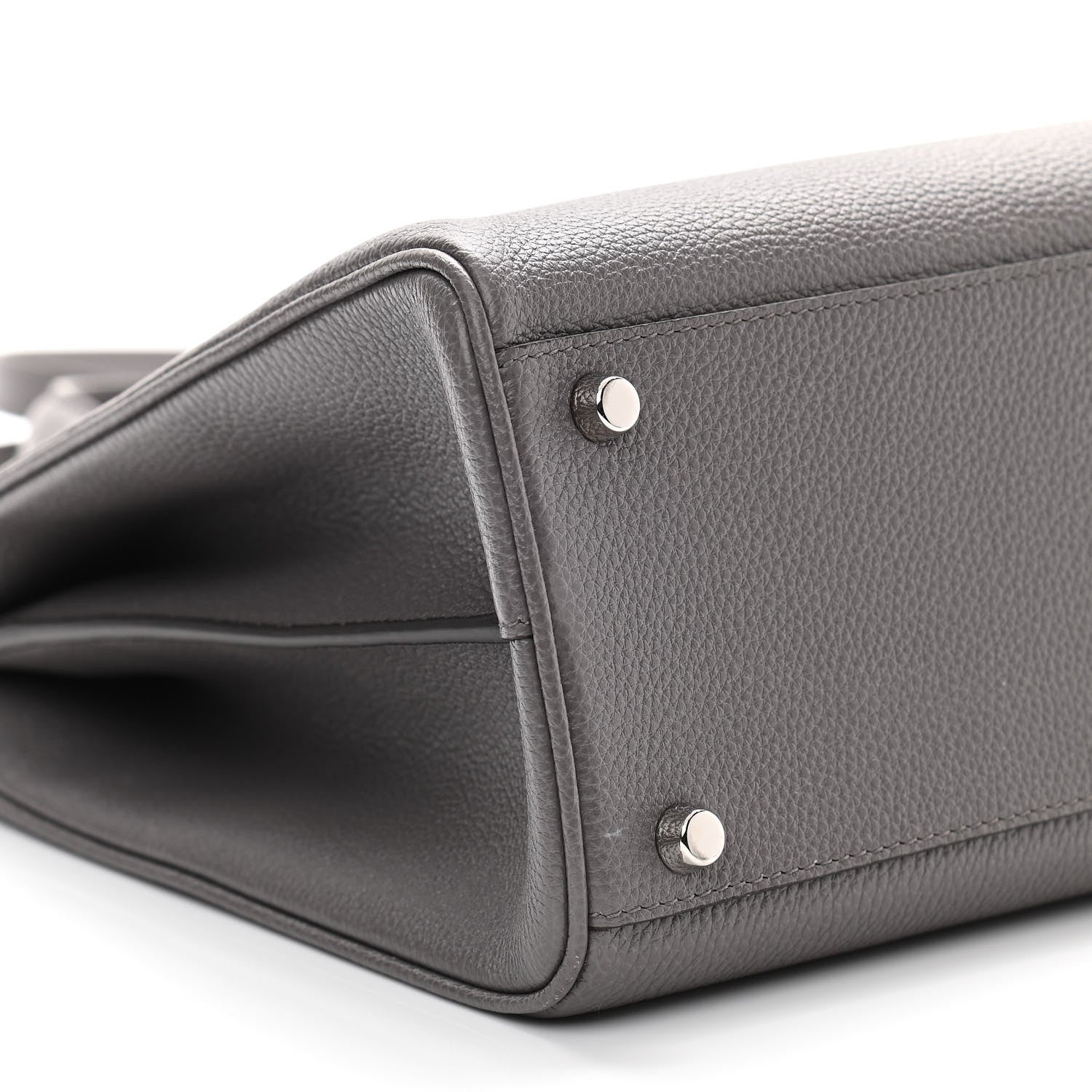 Gucci Grainy Calfskin Medium Zumi Top Handle Bag Dusty Grey 9 of 13