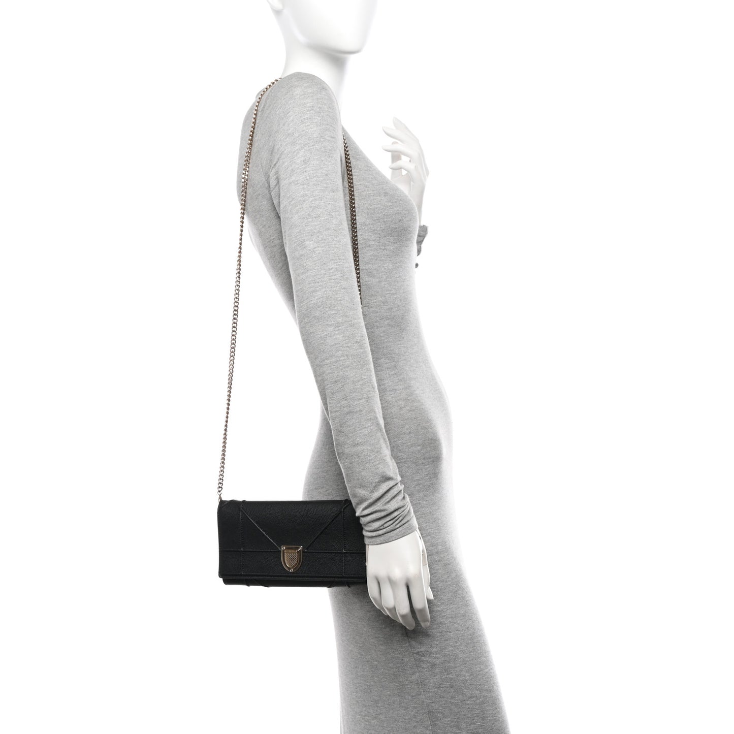 Grained Calfskin Diorama Croisiere Chain Wallet Black