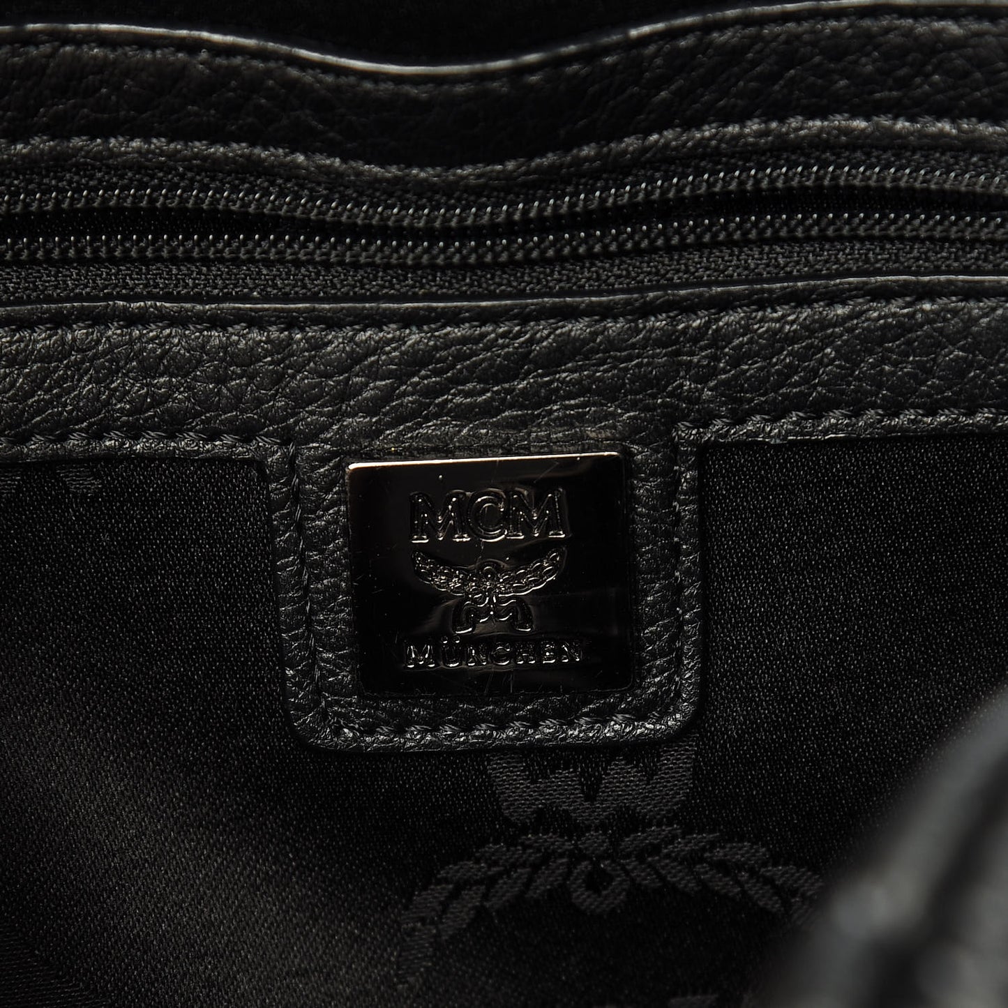 Visetos Studded Small Stark Backpack Black