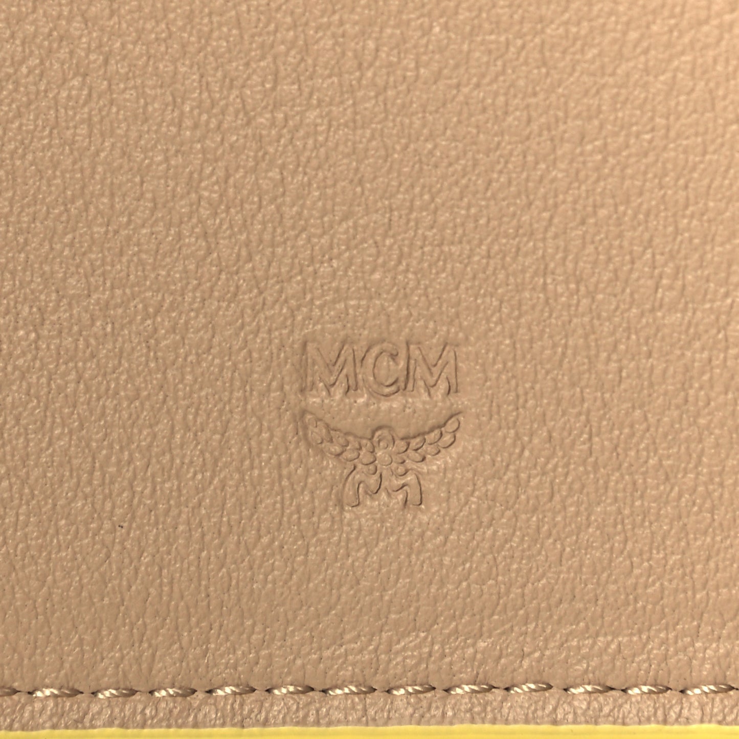Calfskin Ottomar Wallet On Chain Croissant