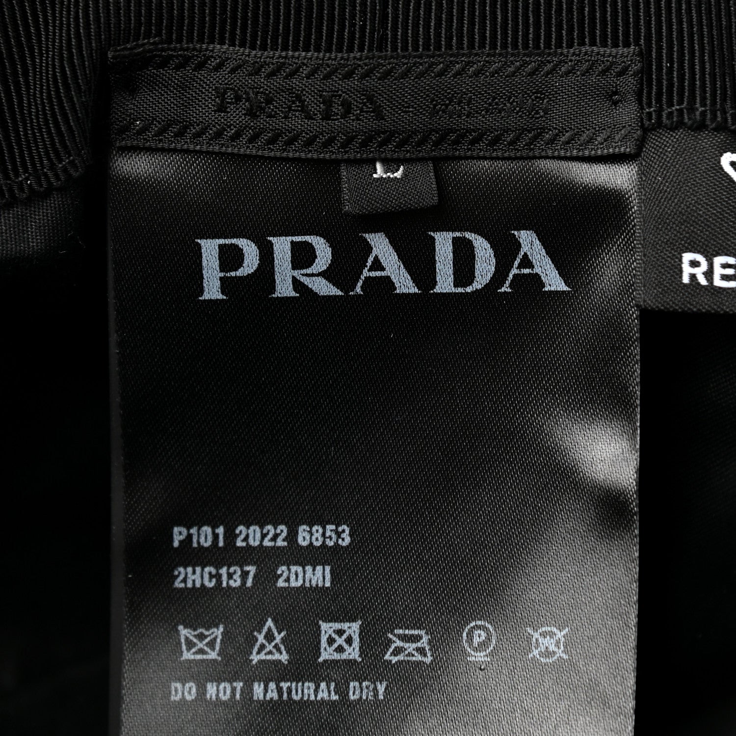 Prada Re-Nylon Metal Triangle Logo Mens Bucket Hat L Black 8 of 8