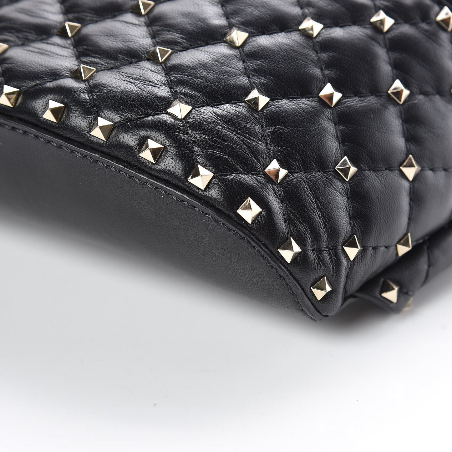 Lambskin Rockstud Spike Belt Bag 75 Black