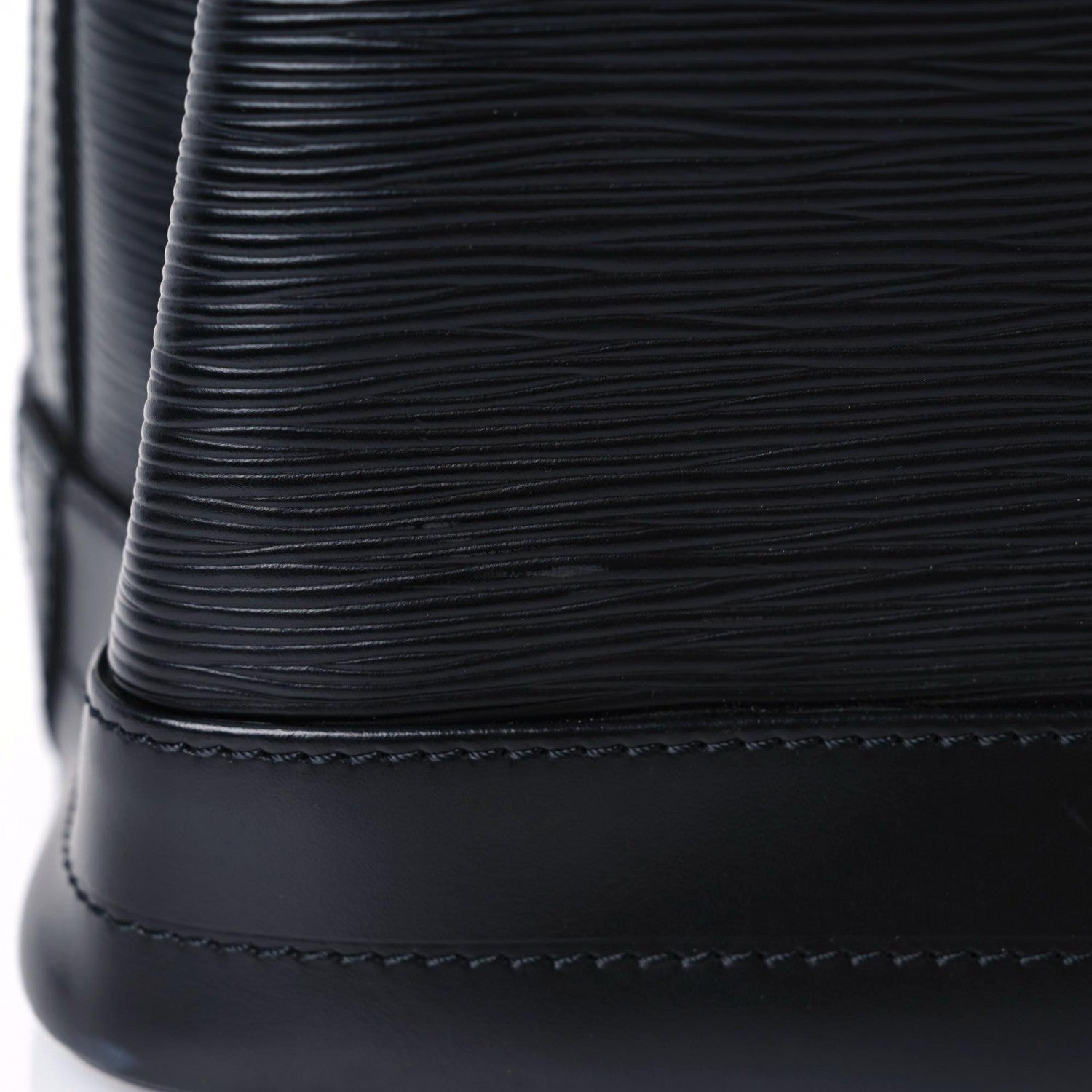 Louis Vuitton Epi Noe Black 18 of 18