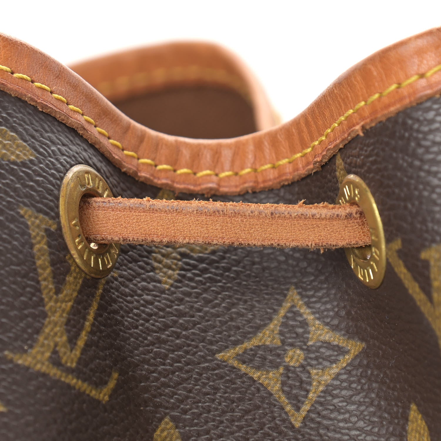 Louis Vuitton Monogram Petit Noe 10 of 18
