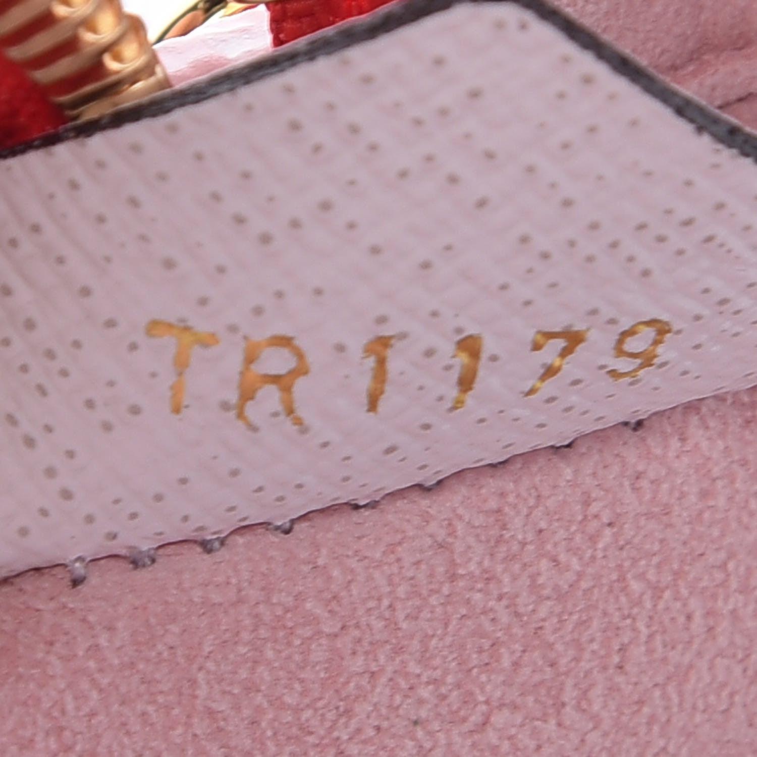 Louis Vuitton Monogram Giant Beach Pouch Rouge 9 of 10
