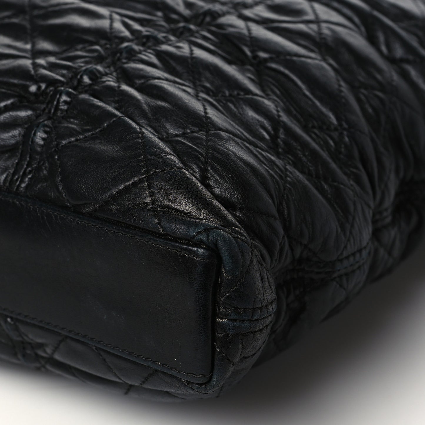 Lambskin Quilted Sharpei Shopping Tote Black