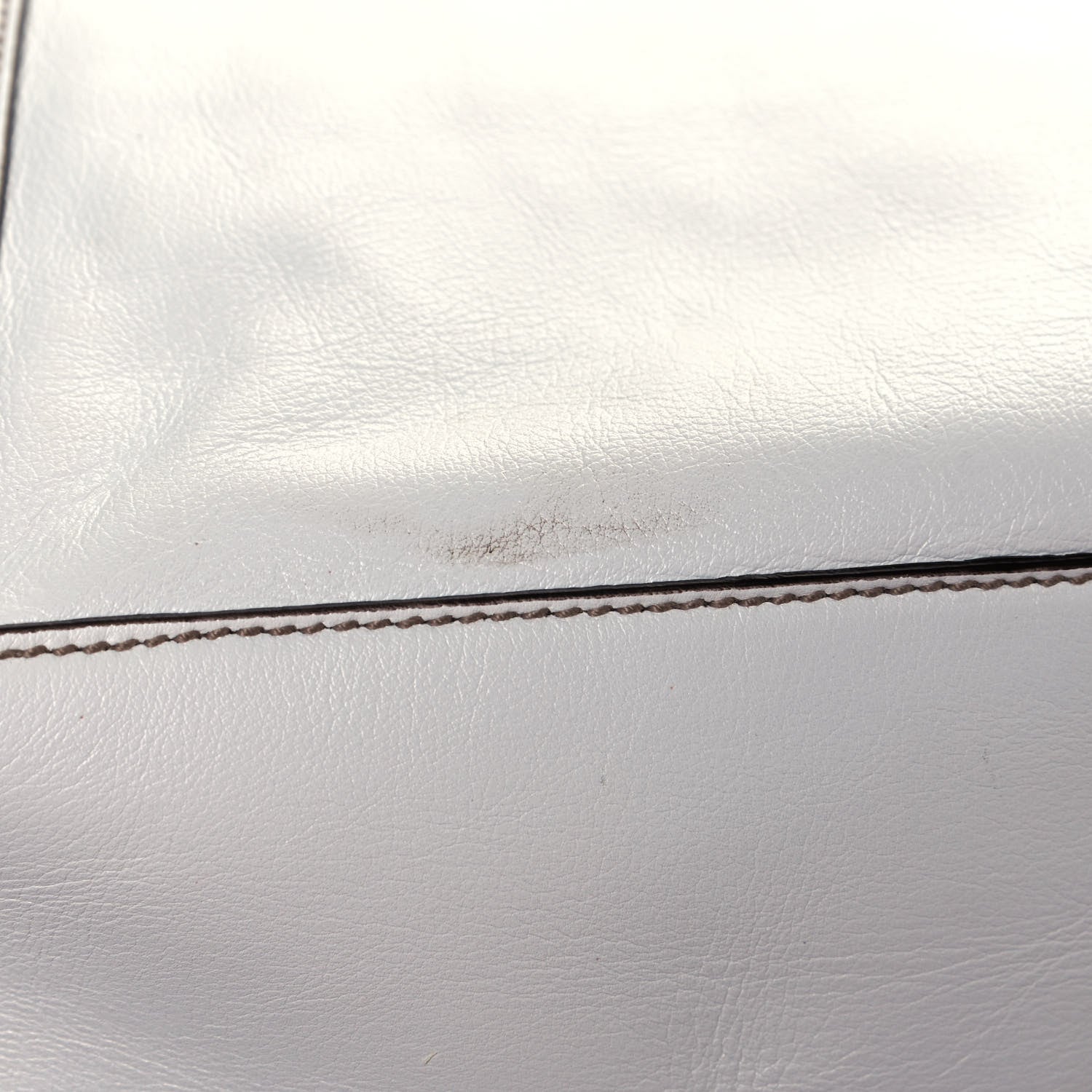 Gucci Calfskin Large Britt Shoulder Bag Off White 38 of 38
