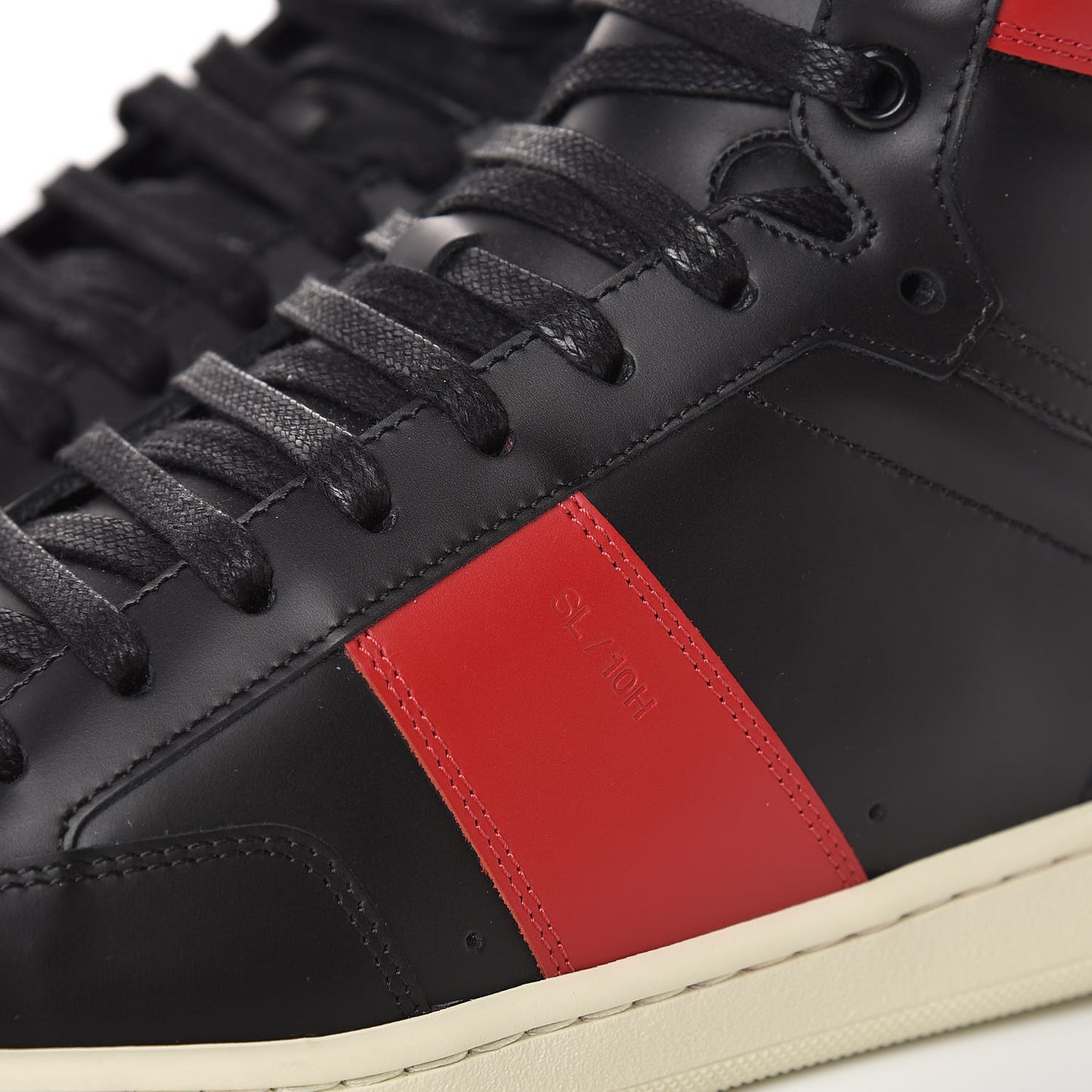 Calfskin Court Classic SL/10H High Top Sneakers 39.5 Black Red