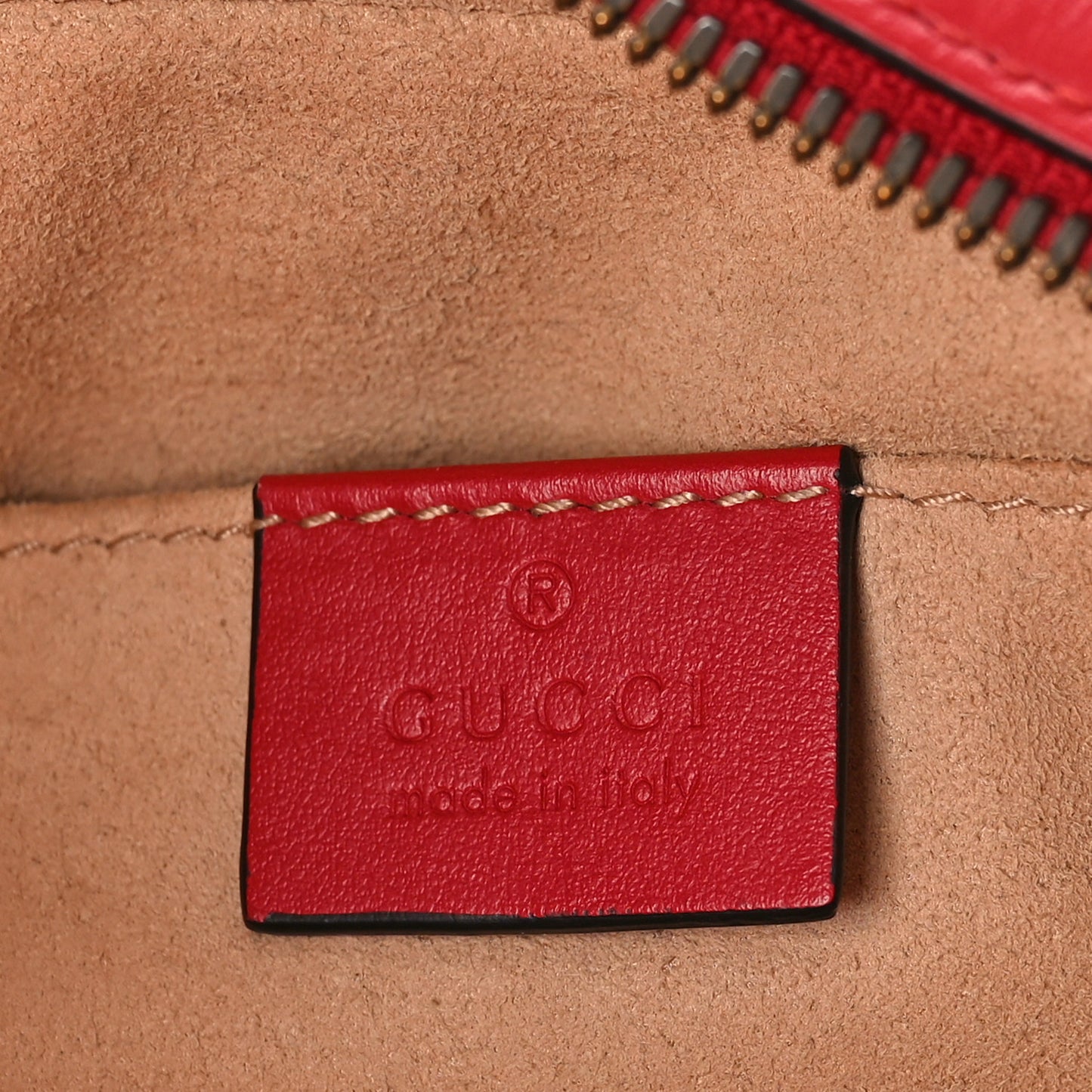 Calfskin Matelasse Small GG Marmont Chain Shoulder Bag Hibiscus Red