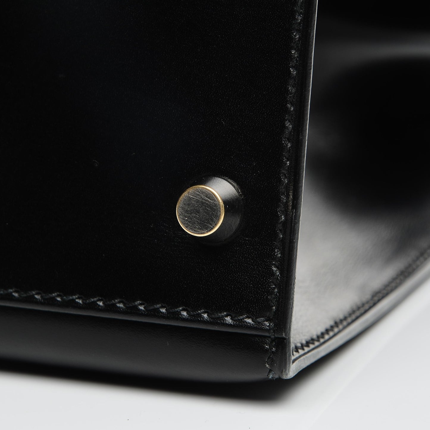 Box Kelly Sellier 28 Black