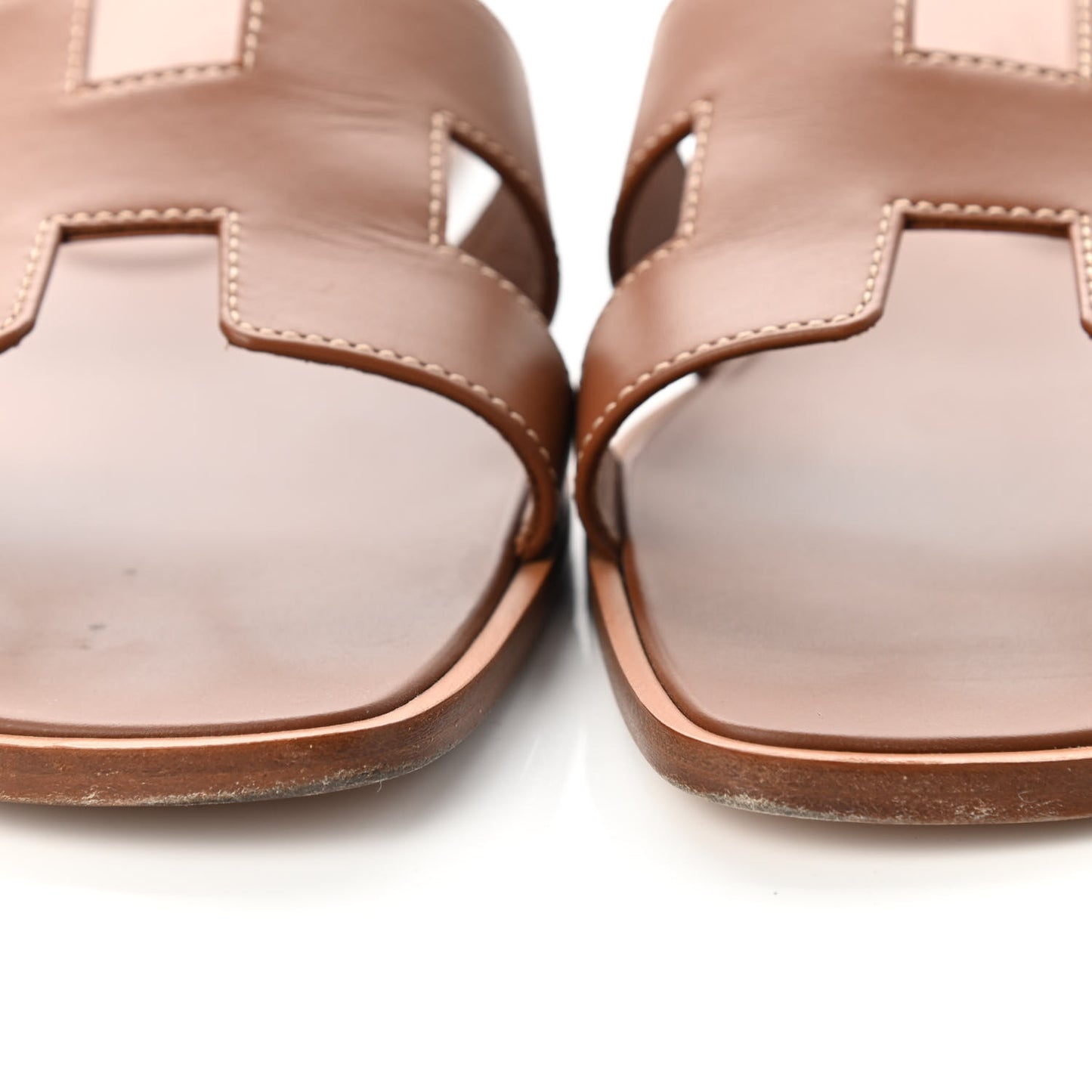 Box Calfskin Oran Sandals 40.5 Gold