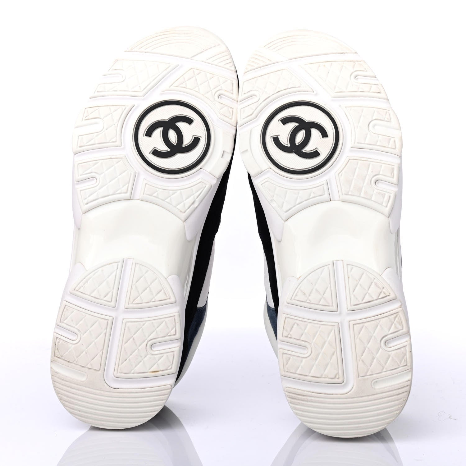 Chanel Nylon Calfskin Suede CC Womens Sneakers 39 Navy White Orange 4 of 4
