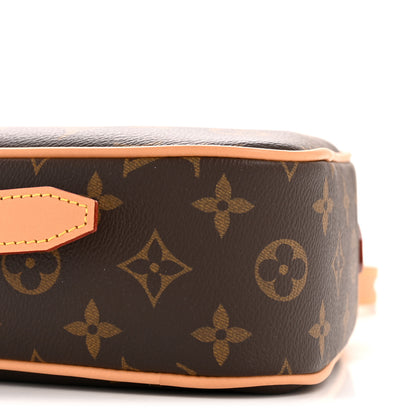 Louis Vuitton Monogram Game On Coeur 9 of 11