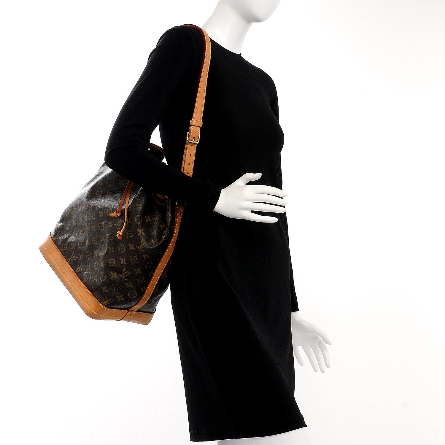 Louis Vuitton Monogram Noe 2 of 12