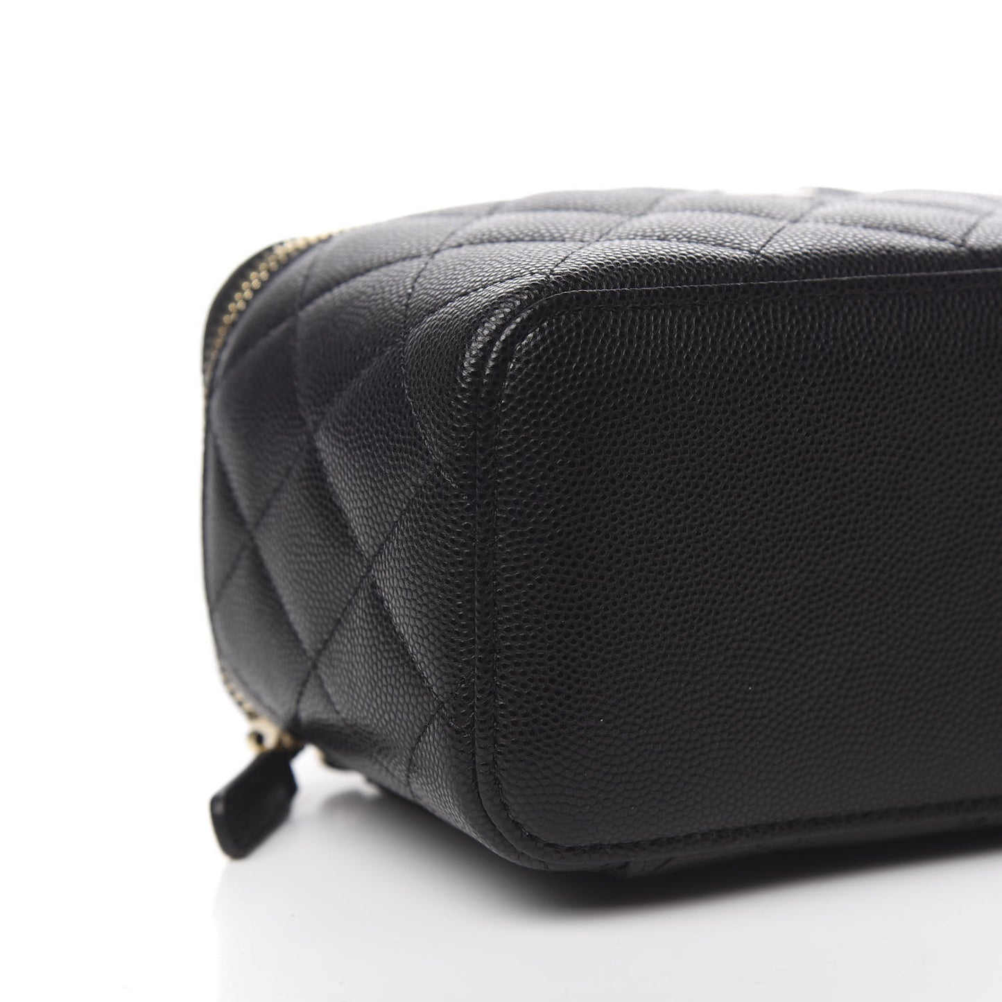Caviar Quilted Small Vanity Case With Chain Black