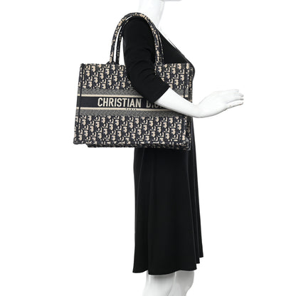 Christian Dior Oblique Medium Book Tote Blue Multicolor 2 of 12