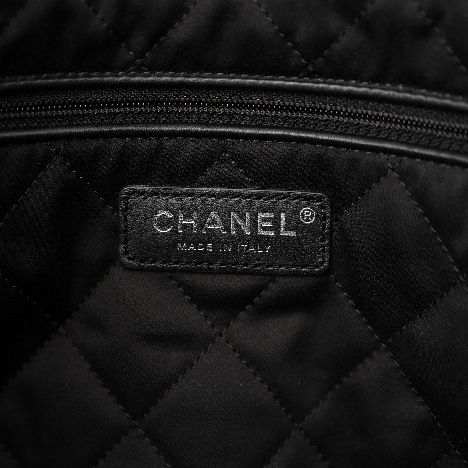 Chanel Shiny Calfskin Quilted Small Chanel 22 So Black 7 of 12