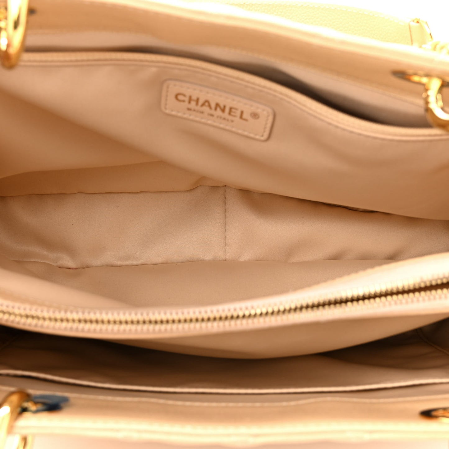 Caviar Quilted Grand Shopping Tote GST Beige Clair