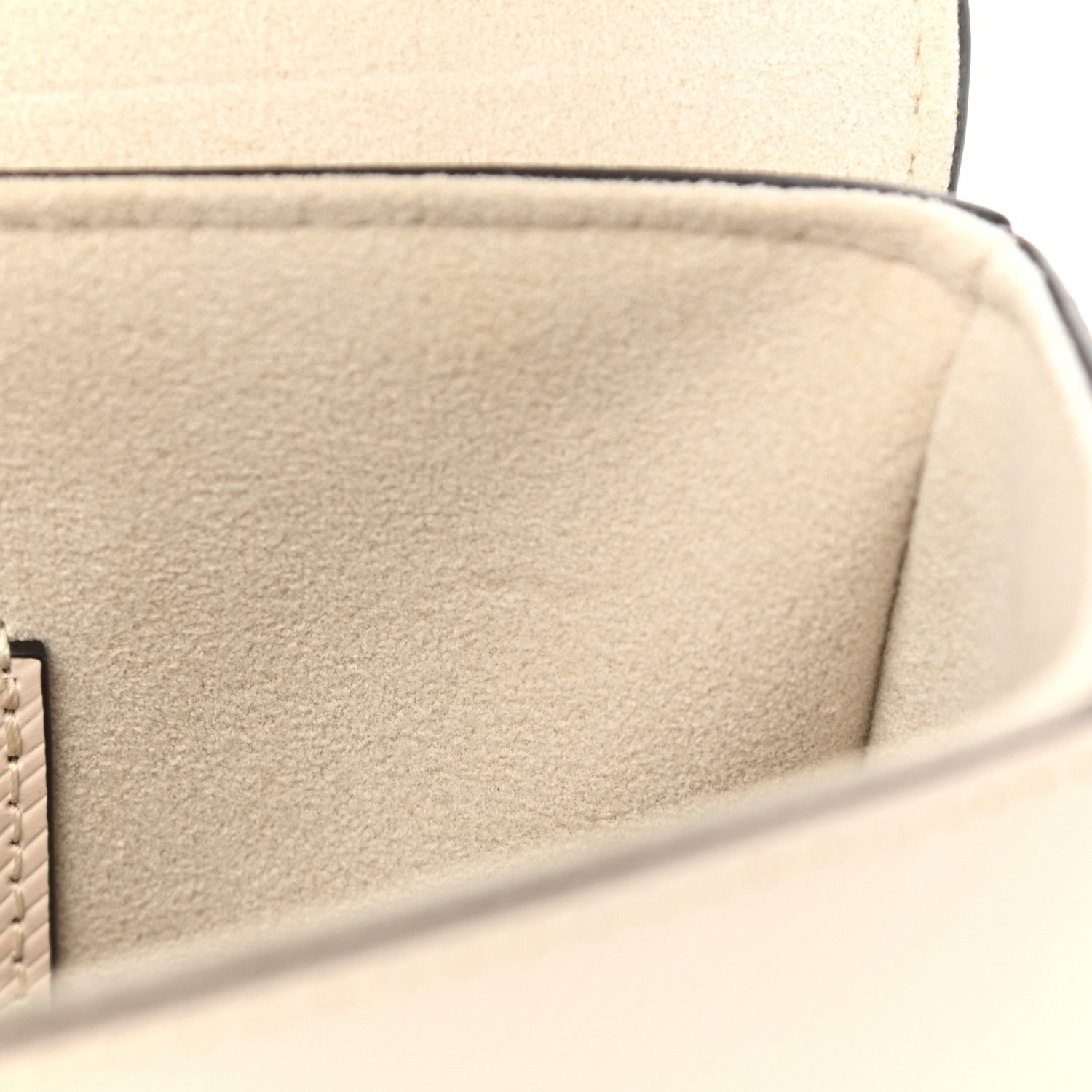 Louis Vuitton Epi Pillow Twist MM Shoulder Bag Cream 10 of 10