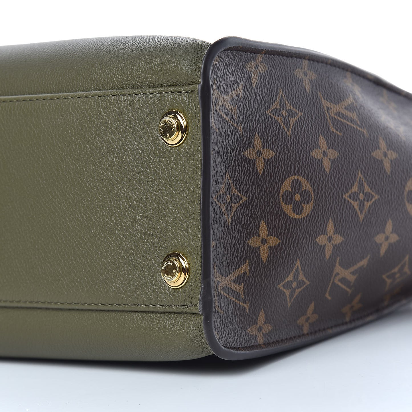 Calfskin Monogram On My Side MM Laurier Green Toffee Latte Beige