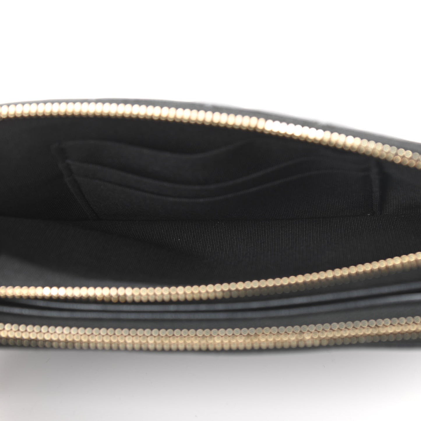 Iridescent Lambskin Quilted Pearl Clutch With Chain Black
