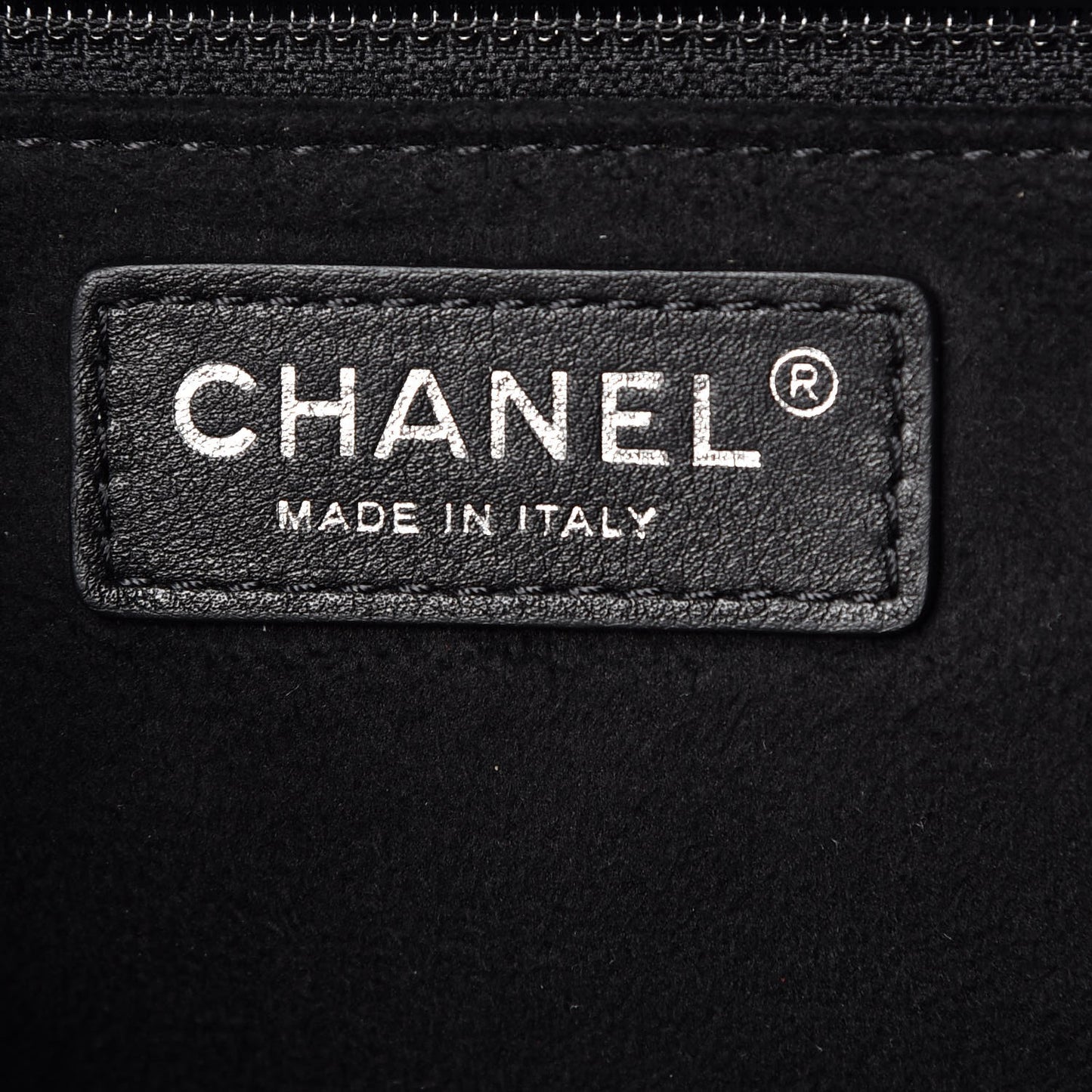 Caviar Large Studded Deauville Tote Black