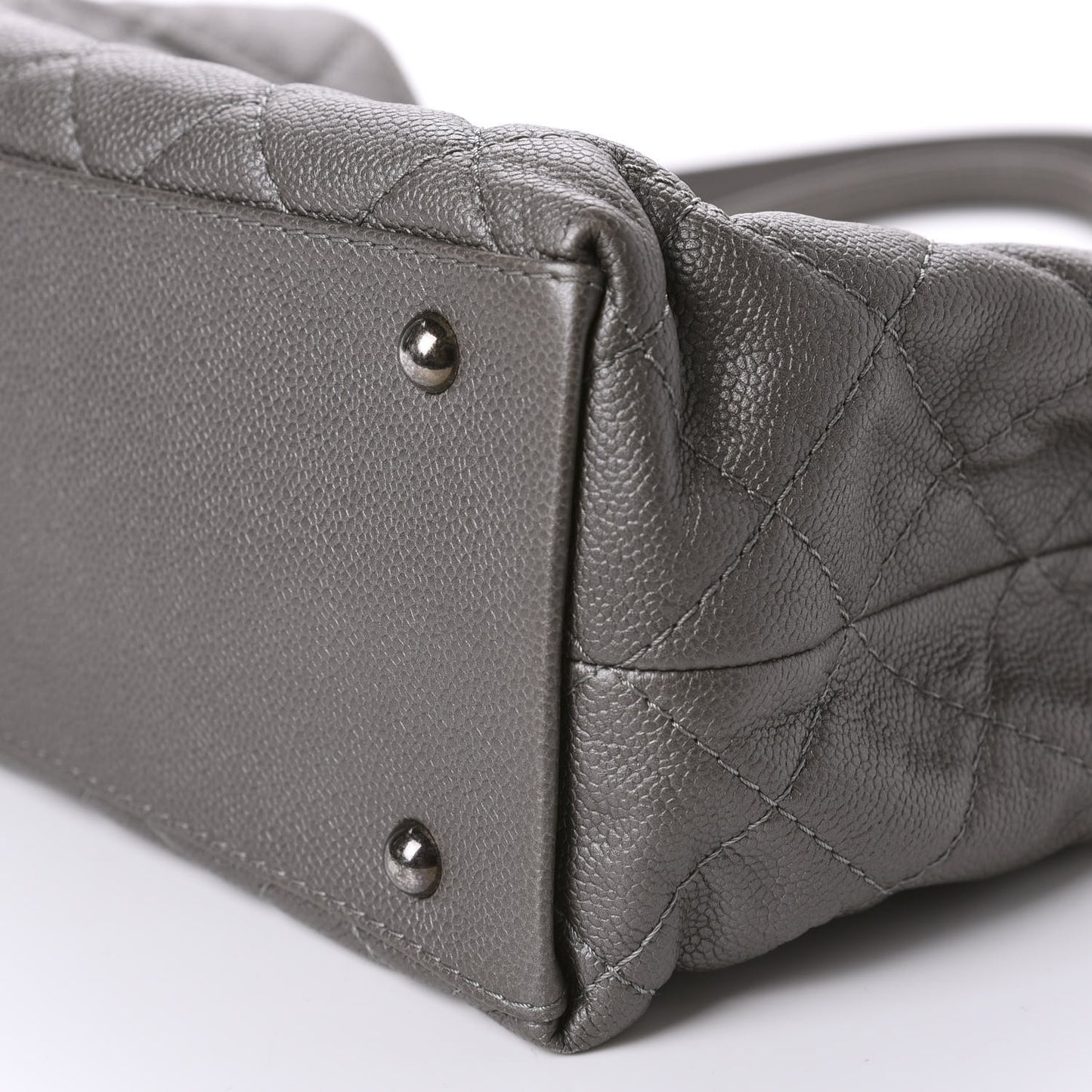 Caviar Medium Be Caviar Tote Silver