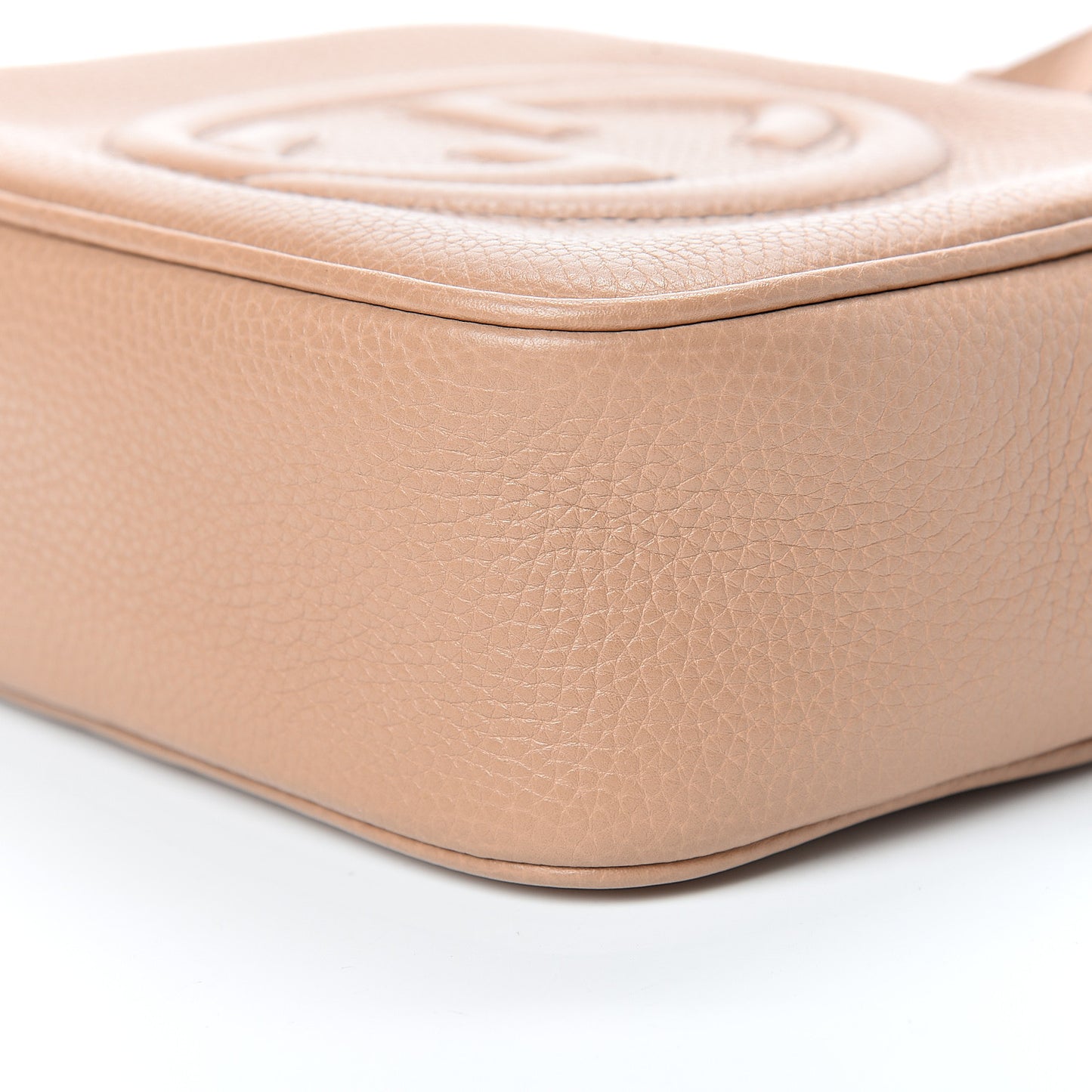 Pebbled Calfskin Small Soho Disco Bag Camelia