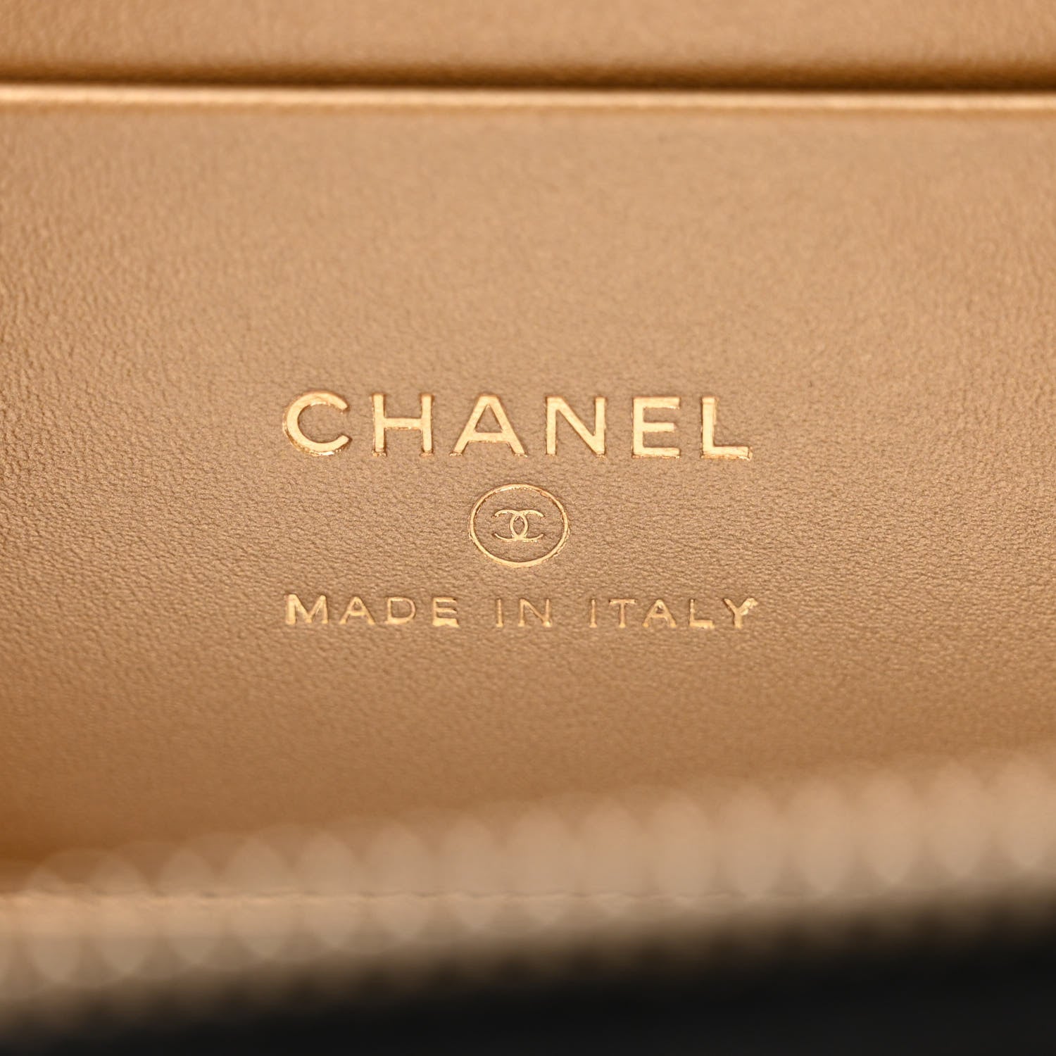 Chanel Lambskin Quilted Pearl Crush Small Vanity Case With Chain Black 6 of 11