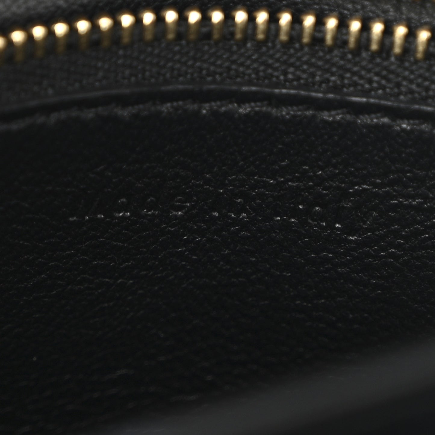 Box Calfskin Small Classic Box Flap Bag Black