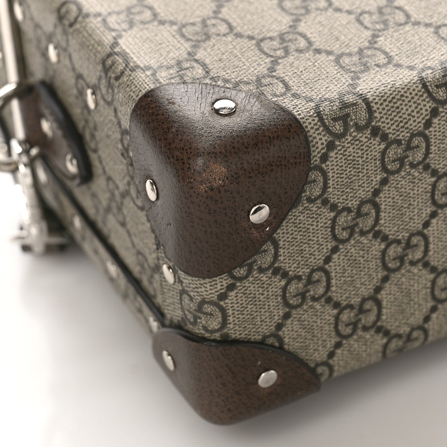 GG Supreme Monogram Globe-Trotter Beauty Case Brown