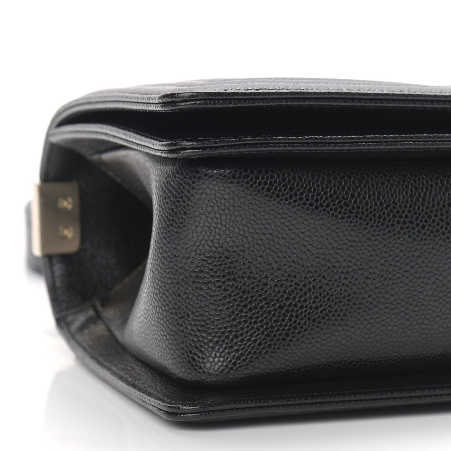 Caviar Chevron Quilted Medium Boy Flap Black