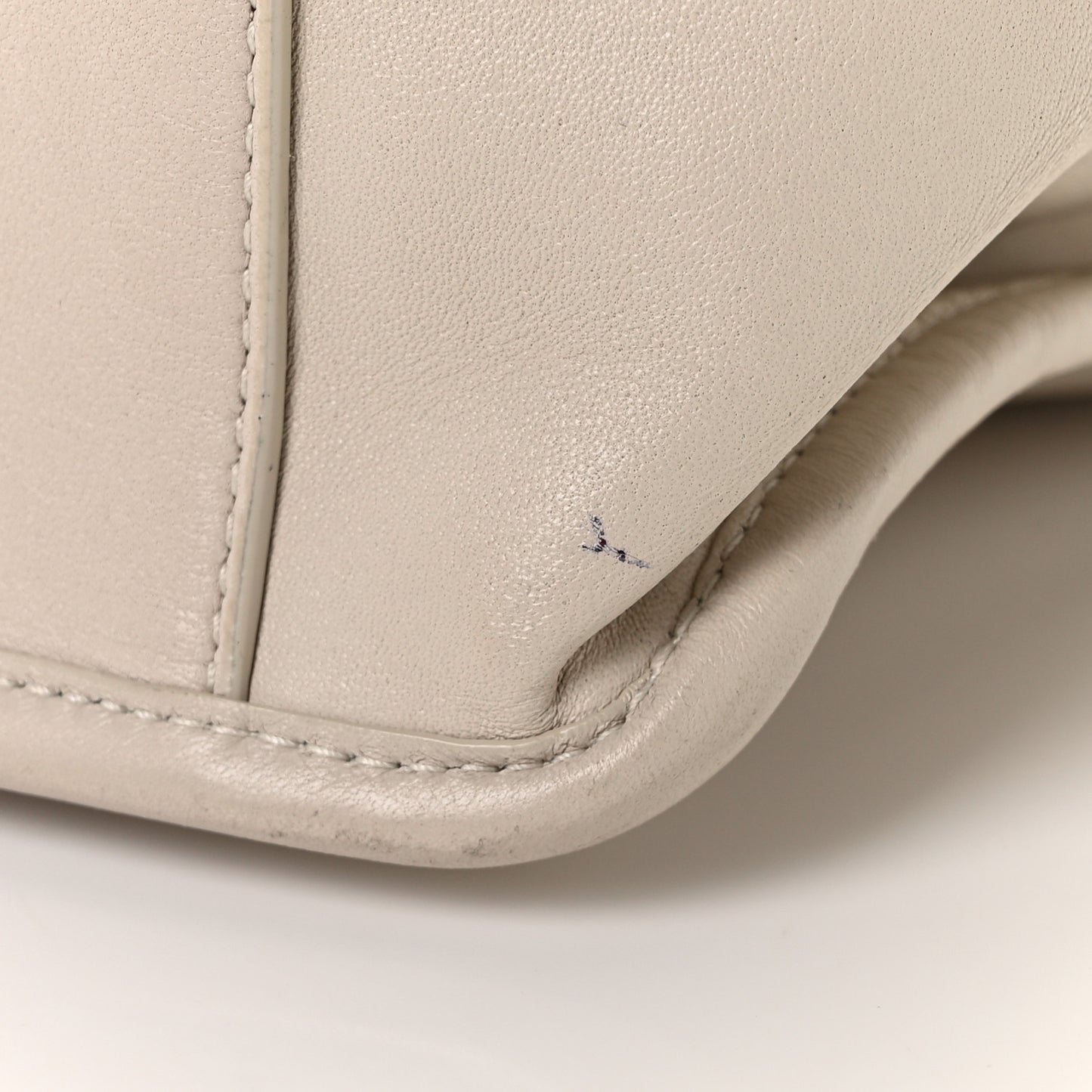 Lambskin Matelasse Monogram Medium Niki Chain Satchel Nude Powder
