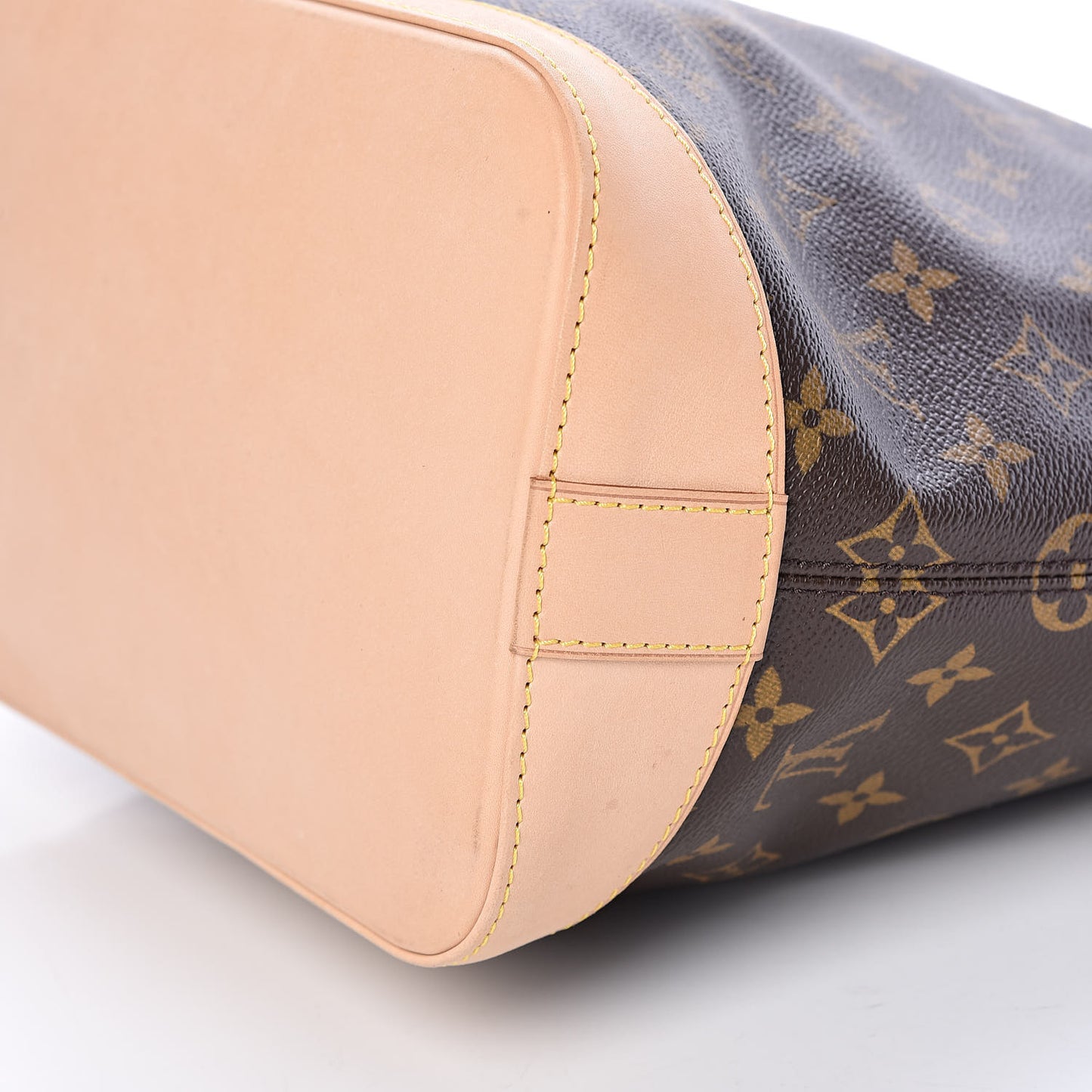 Monogram Lockit Vertical