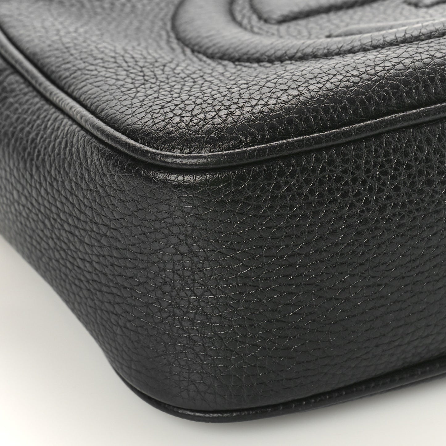 Pebbled Calfskin Small Soho Disco Bag Black