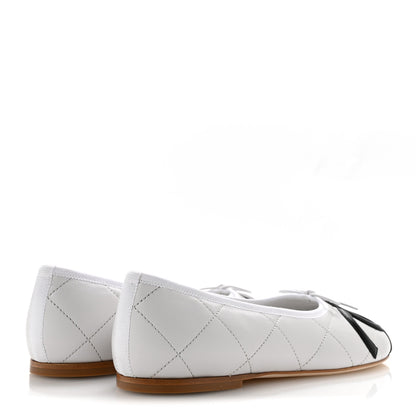 Chanel Lambskin Quilted CC Cambon Ballet Flats 40 White Black 5 of 10