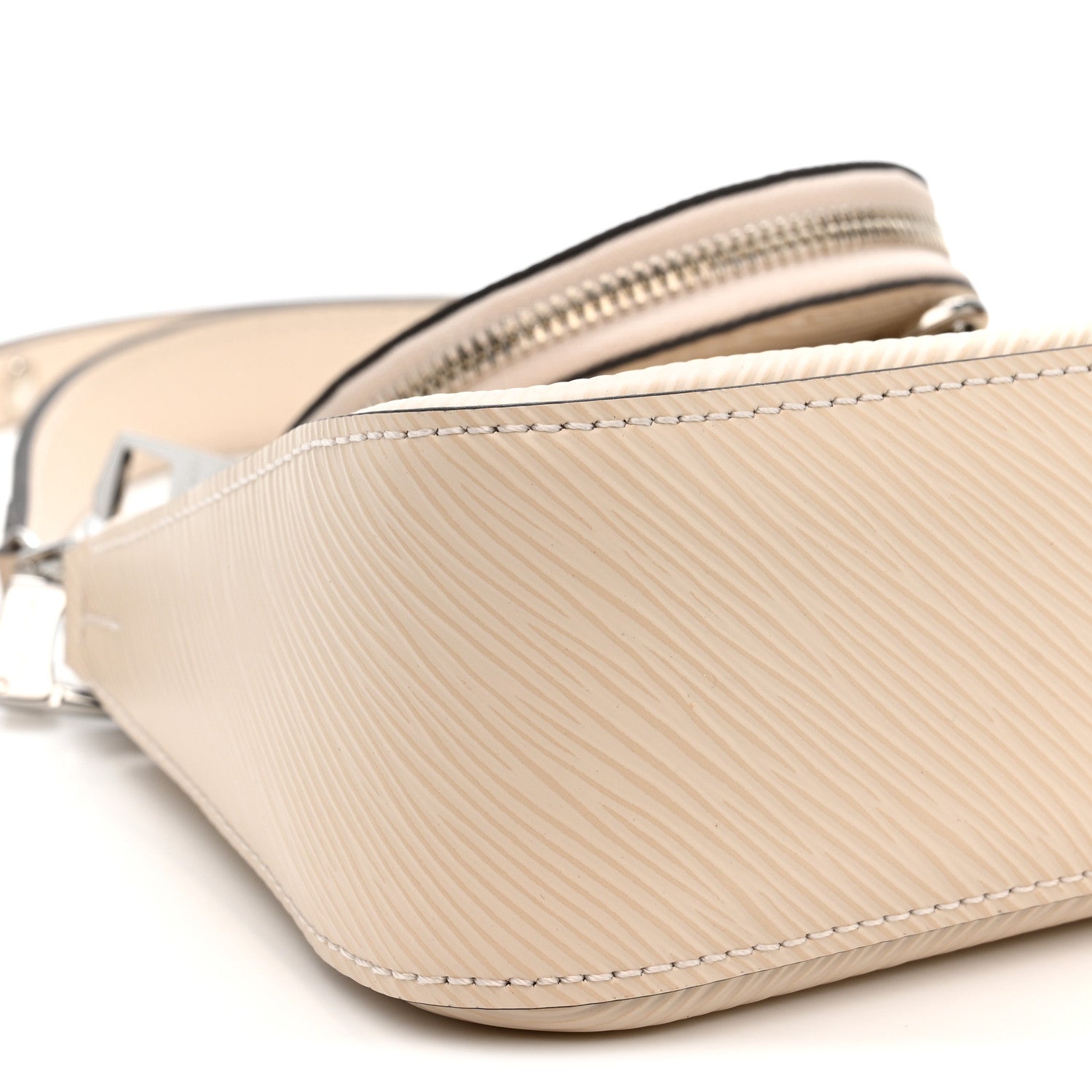 Louis Vuitton Epi Marellini Quartz 8 of 10