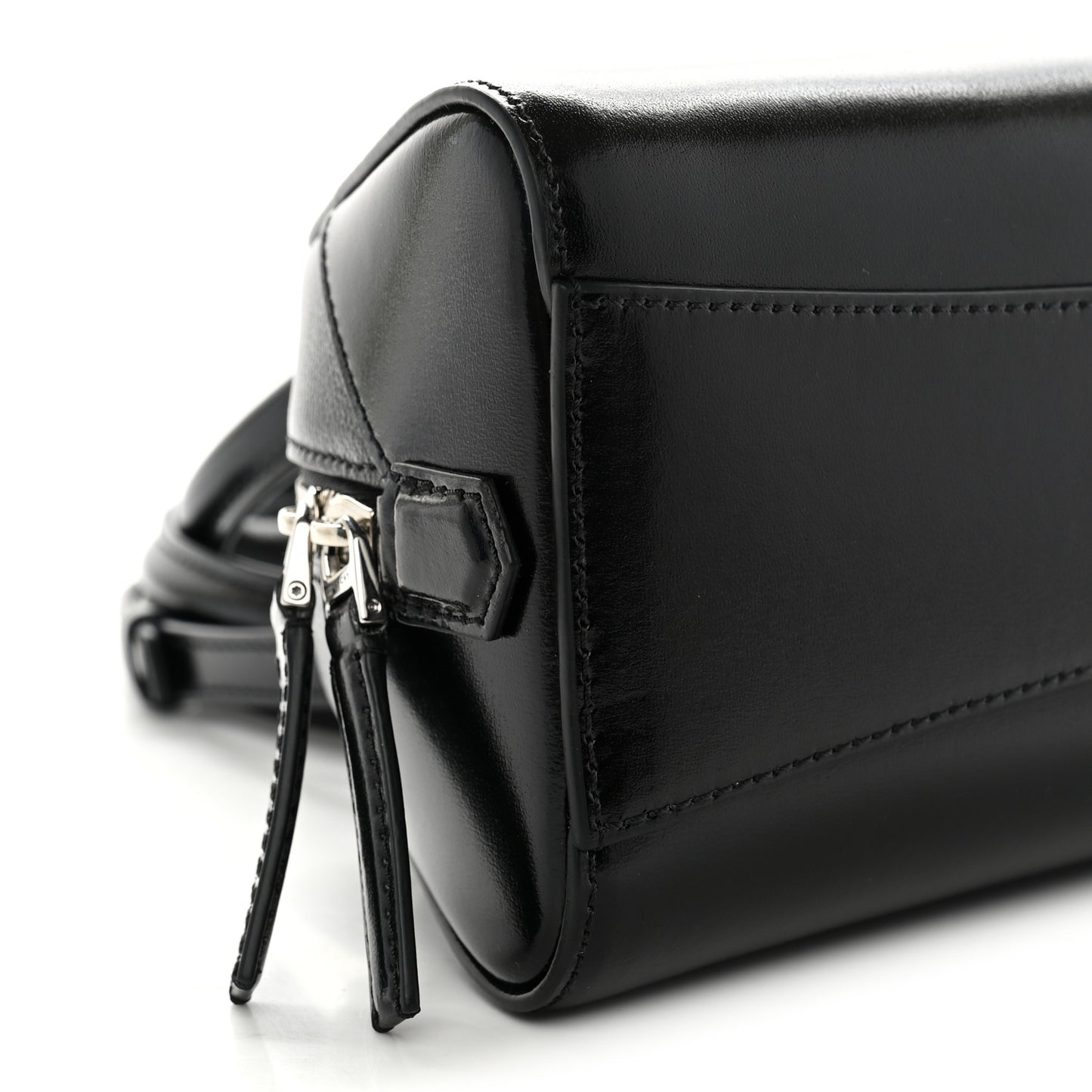 Box Calfskin East West Mini Antigona Black